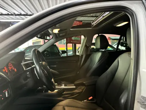 BMW 320I 2.0 16V 4P GP TURBO ACTIVE FLEX AUTOM�TICO, Foto 14