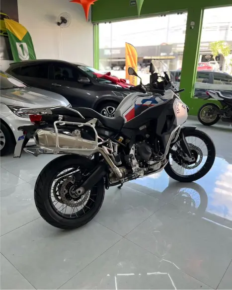 BMW F 900 GS ADVENTURE PLUS, Foto 8