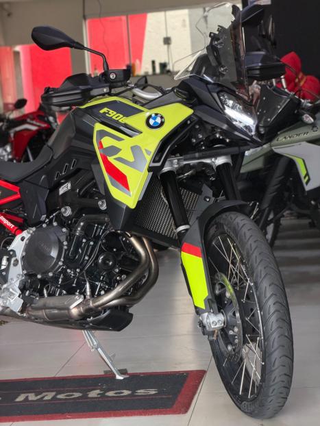 BMW F 900 GS PLUS, Foto 2