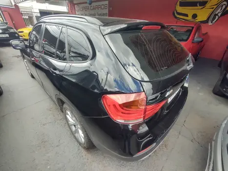 BMW X1 2.0 16V 4P 18I S DRIVE AUTOM�TICO, Foto 4