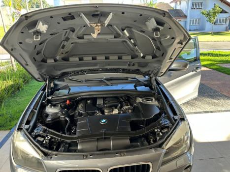 BMW X1 2.0 16V 4P 18I S DRIVE AUTOM�TICO, Foto 8