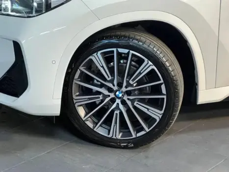 BMW X1 2.0 16V 4P FLEX SDRIVE20I M SPORT 25 ANOS TURBO AUTOM�TICO, Foto 16