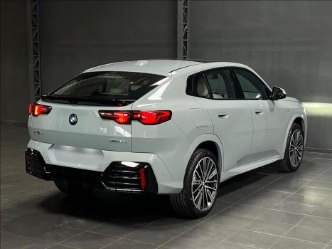 BMW X2 2.0 16V 4P SDRIVE 20I M SPORT TURBO STEPTRONIC AUTOMÁTICO, Foto 6