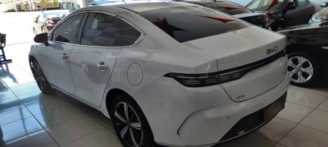 BYD King 1.5 16V 4P GL DM-I PHEV AUTOMTICO, Foto 3