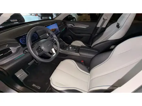 BYD King 1.5 16V 4P GS DM-I PHEV AUTOMÁTICO, Foto 15