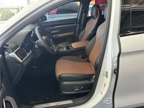 BYD Song Plus 1.5 16V 4P DM-I TURBO H�BRIDO AUTOM�TICO, Foto 14