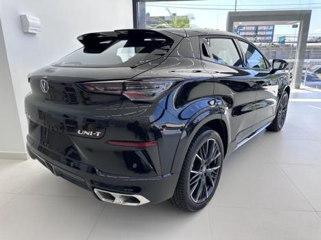 CHANGAN Uni-T 1.5 16V 4P FLEX TGDI 7DCT AUTOMÁTICO, Foto 4
