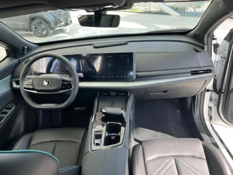 CHANGAN Uni-T 1.5 16V 4P FLEX TGDI 7DCT AUTOMÁTICO, Foto 7