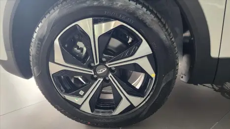 CHERY Tiggo 5X Pro 1.5 16V 4P TCI FLEX HYBRID MAX DRIVE AUTOMÁTICO CVT, Foto 14 CHERY Tiggo 5X Pro 1.5 16V 4P TCI FLEX HYBRID MAX DRIVE AUTOMÁTICO CVT, Foto 14