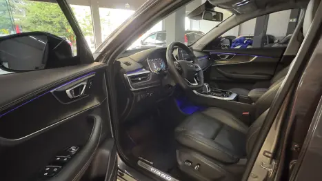 CHERY Tiggo 8 1.6 16V 4P TGDI TURBO TXS AUTOM�TICO DCT, Foto 14