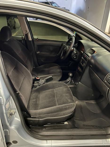 CHEVROLET Astra Hatch 2.0 4P ADVANTAGE FLEX AUTOM�TICO, Foto 18