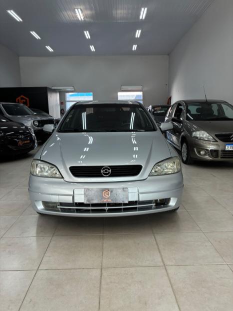 CHEVROLET Astra Sedan 1.8 4P MILENIUM, Foto 2