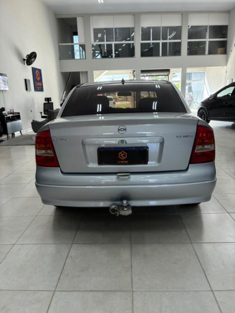 CHEVROLET Astra Sedan 1.8 4P MILENIUM, Foto 6