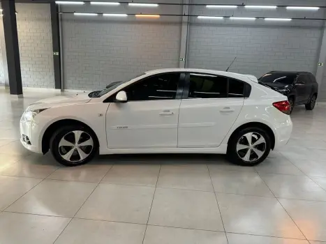 CHEVROLET Cruze Hatch 1.8 16V 4P LT SPORT FLEX AUTOMTICO, Foto 3