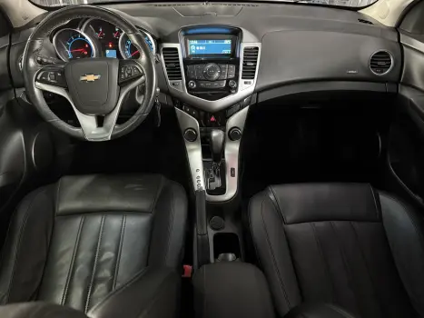CHEVROLET Cruze Hatch 1.8 16V 4P LT SPORT6 FLEX AUTOM�TICO, Foto 11