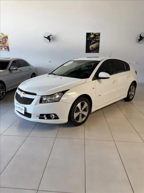 CHEVROLET Cruze Hatch 1.8 16V 4P LT SPORT6 FLEX AUTOM�TICO, Foto 2