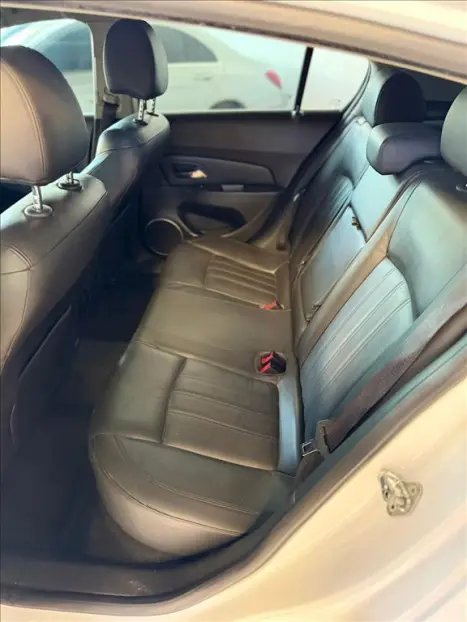 CHEVROLET Cruze Hatch 1.8 16V 4P LT SPORT6 FLEX AUTOM�TICO, Foto 9