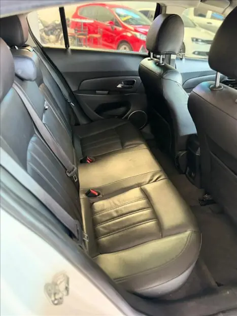 CHEVROLET Cruze Hatch 1.8 16V 4P LT SPORT6 FLEX AUTOM�TICO, Foto 10