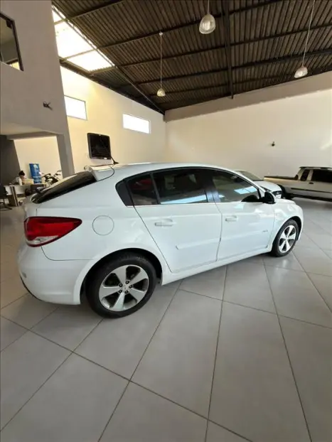 CHEVROLET Cruze Hatch 1.8 16V 4P LT SPORT6 FLEX AUTOM�TICO, Foto 13