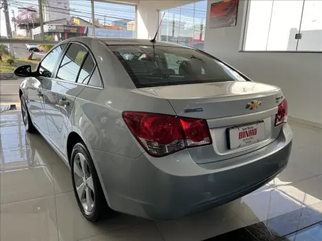 CHEVROLET Cruze Sedan 1.8 16V 4P LT ECOTEC FLEX AUTOMTICO, Foto 4