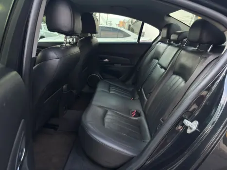 CHEVROLET Cruze Sedan 1.8 16V 4P LT ECOTEC FLEX AUTOMÁTICO, Foto 9 CHEVROLET Cruze Sedan 1.8 16V 4P LT ECOTEC FLEX AUTOMÁTICO, Foto 9