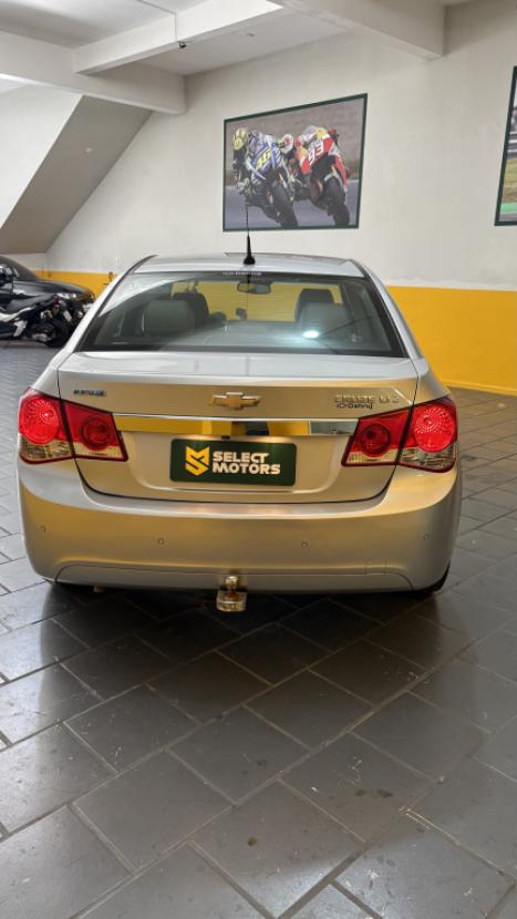 CHEVROLET Cruze Sedan 1.8 16V 4P LTZ ECOTEC FLEX AUTOM�TICO, Foto 10