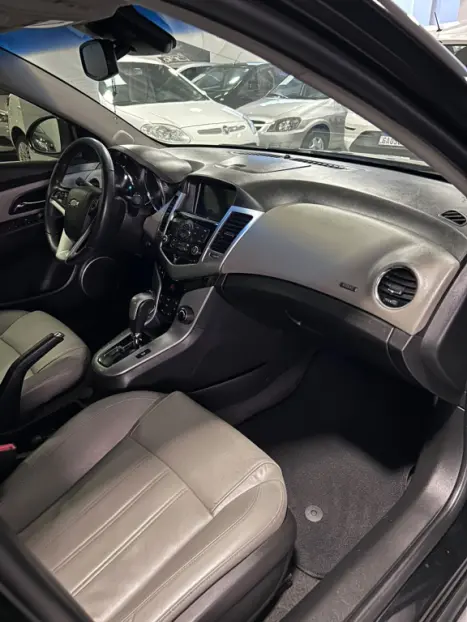 CHEVROLET Cruze Sedan 1.8 16V 4P LTZ ECOTEC FLEX AUTOM�TICO, Foto 11