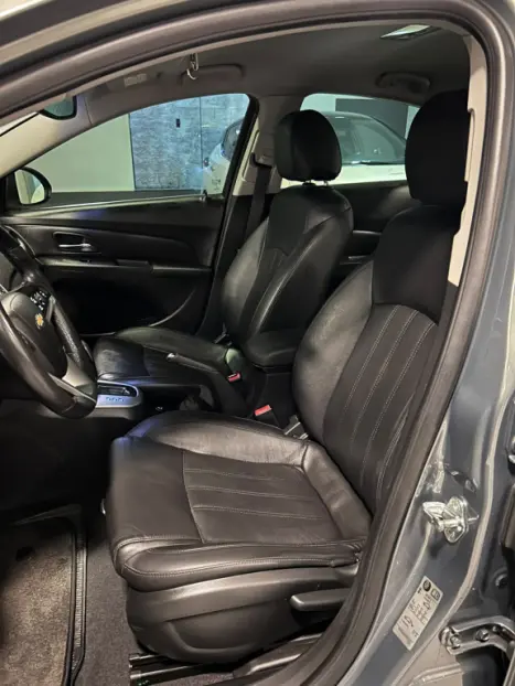 CHEVROLET Cruze Sedan 1.8 16V 4P LT ECOTEC FLEX AUTOMÁTICO, Foto 16