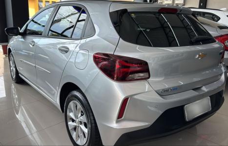CHEVROLET Onix Hatch 1.0 12V 4P FLEX LTZ TURBO, Foto 2 CHEVROLET Onix Hatch 1.0 12V 4P FLEX LTZ TURBO, Foto 2