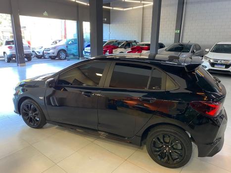 CHEVROLET Onix Hatch 1.0 12V 4P FLEX RS TURBO AUTOMÁTICO, Foto 8 CHEVROLET Onix Hatch 1.0 12V 4P FLEX RS TURBO AUTOMÁTICO, Foto 8