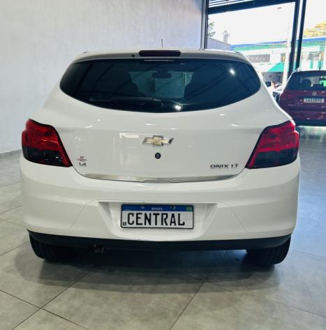 CHEVROLET Onix Hatch 1.4 4P FLEX LT, Foto 2