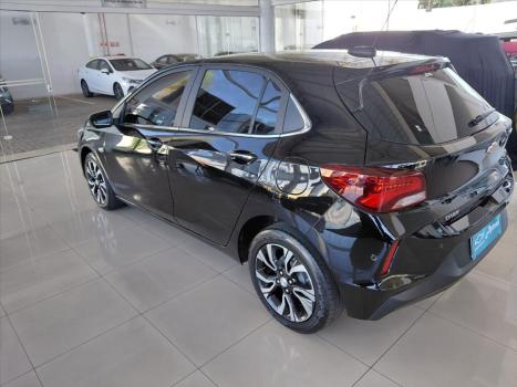 CHEVROLET Onix Hatch 1.0 12V 4P FLEX PREMIER TURBO AUTOMÁTICO, Foto 5 CHEVROLET Onix Hatch 1.0 12V 4P FLEX PREMIER TURBO AUTOMÁTICO, Foto 5