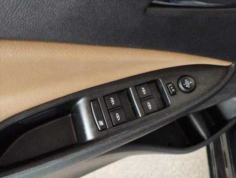 CHEVROLET Onix Hatch 1.0 12V 4P FLEX PREMIER TURBO AUTOM�TICO, Foto 9