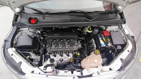 CHEVROLET Onix Hatch 1.4 4P FLEX LTZ, Foto 12