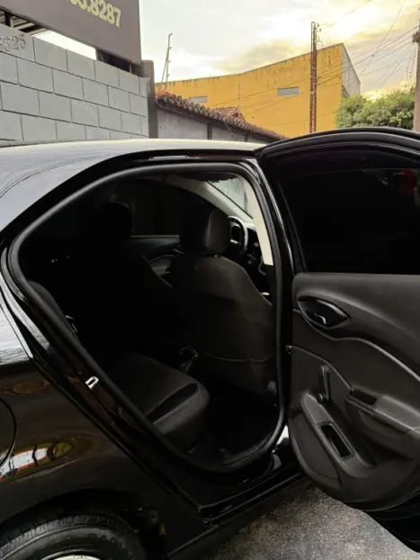CHEVROLET Onix Hatch 1.4 4P FLEX LT, Foto 4 CHEVROLET Onix Hatch 1.4 4P FLEX LT, Foto 4