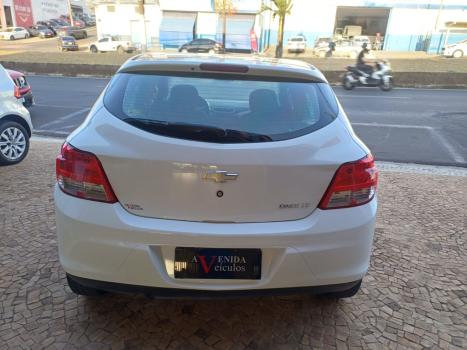 CHEVROLET Onix Hatch 1.0 12V 4P FLEX LT, Foto 4