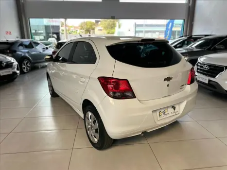 CHEVROLET Onix Hatch 1.0 4P FLEX LT, Foto 12