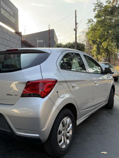 CHEVROLET Onix Hatch 1.0 12V 4P FLEX LT, Foto 5 CHEVROLET Onix Hatch 1.0 12V 4P FLEX LT, Foto 5