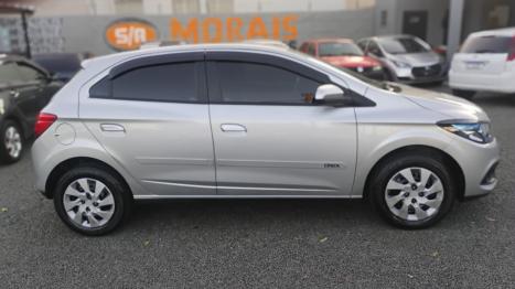 CHEVROLET Onix Hatch 1.4 4P FLEX LT, Foto 14 CHEVROLET Onix Hatch 1.4 4P FLEX LT, Foto 14