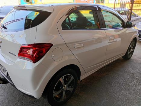 CHEVROLET Onix Hatch 1.4 4P FLEX LTZ, Foto 4 CHEVROLET Onix Hatch 1.4 4P FLEX LTZ, Foto 4