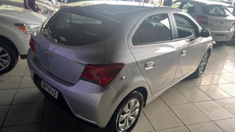 CHEVROLET Onix Hatch 1.0 4P FLEX LT, Foto 3