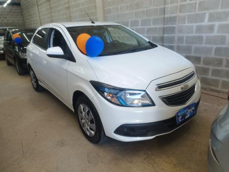 CHEVROLET Onix Hatch 1.4 4P FLEX LT, Foto 1