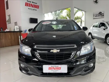 CHEVROLET Onix Hatch 1.4 4P FLEX LTZ, Foto 3