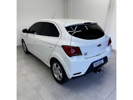 CHEVROLET Onix Hatch 1.4 4P FLEX LT AUTOMÁTICO, Foto 6 CHEVROLET Onix Hatch 1.4 4P FLEX LT AUTOMÁTICO, Foto 6