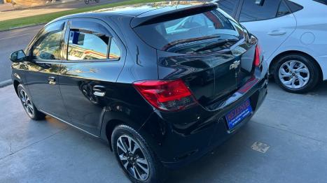 CHEVROLET Onix Hatch 1.4 4P FLEX LTZ, Foto 6