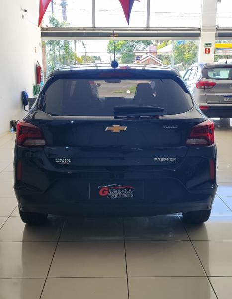 CHEVROLET Onix Hatch 1.0 12V 4P FLEX PREMIER TURBO AUTOMÁTICO, Foto 2 CHEVROLET Onix Hatch 1.0 12V 4P FLEX PREMIER TURBO AUTOMÁTICO, Foto 2