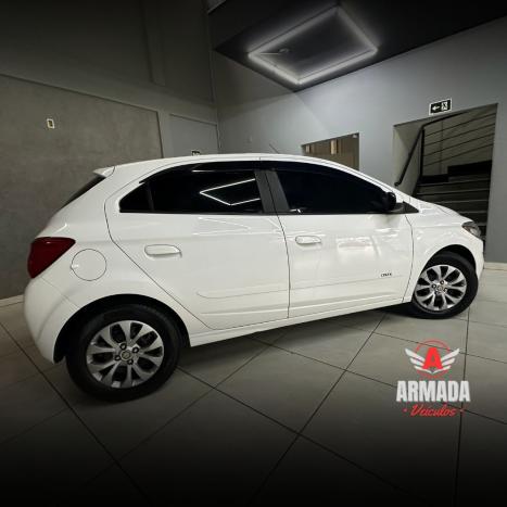 CHEVROLET Onix Hatch 1.4 4P FLEX LT, Foto 6