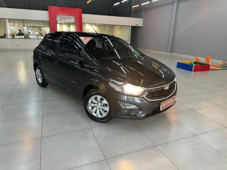 CHEVROLET Onix Hatch 1.0 4P FLEX LT, Foto 3 CHEVROLET Onix Hatch 1.0 4P FLEX LT, Foto 3