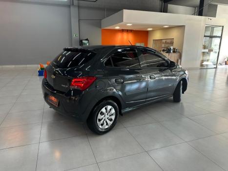 CHEVROLET Onix Hatch 1.0 4P FLEX LT, Foto 9 CHEVROLET Onix Hatch 1.0 4P FLEX LT, Foto 9