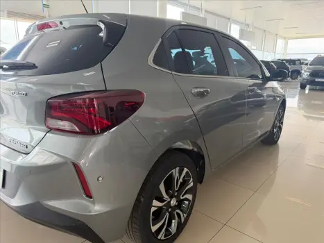 CHEVROLET Onix Hatch 1.0 12V 4P FLEX PREMIER TURBO AUTOM�TICO, Foto 6